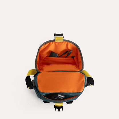 Vionsi Paz 4L Camera Sling