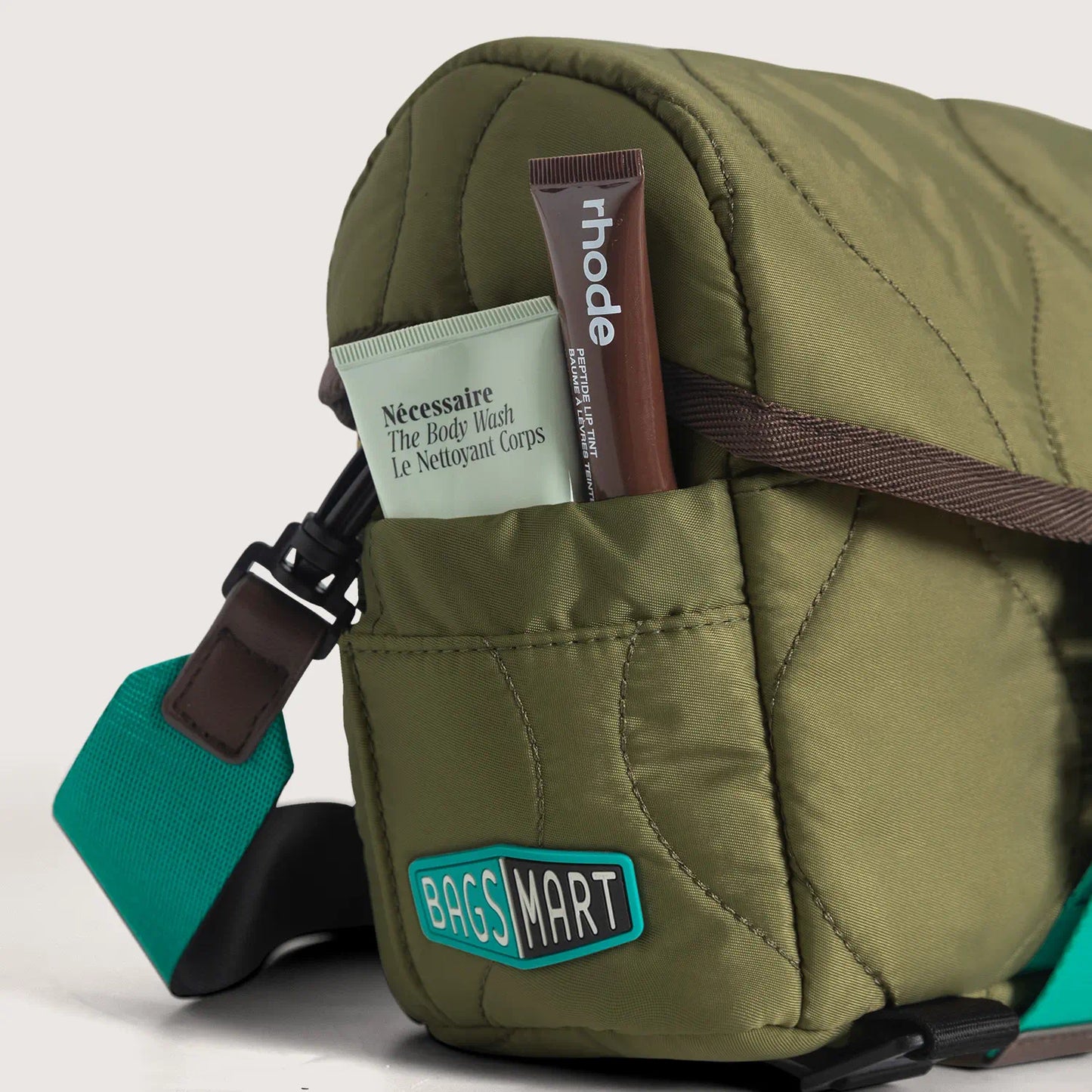 Vionsi Paz 4L Camera Sling